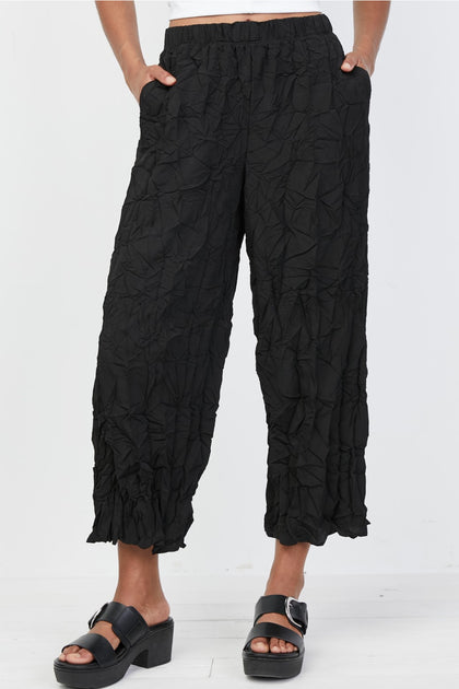 Liv by Habitat Easy Crop Pant(Crinkled CdC){Black} – LISSA the Shop