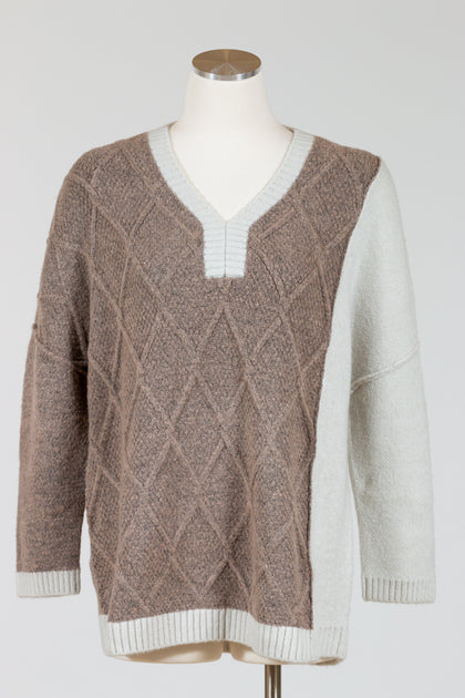 Cabin Knit V-Neck Sweater – LISSA the Shop