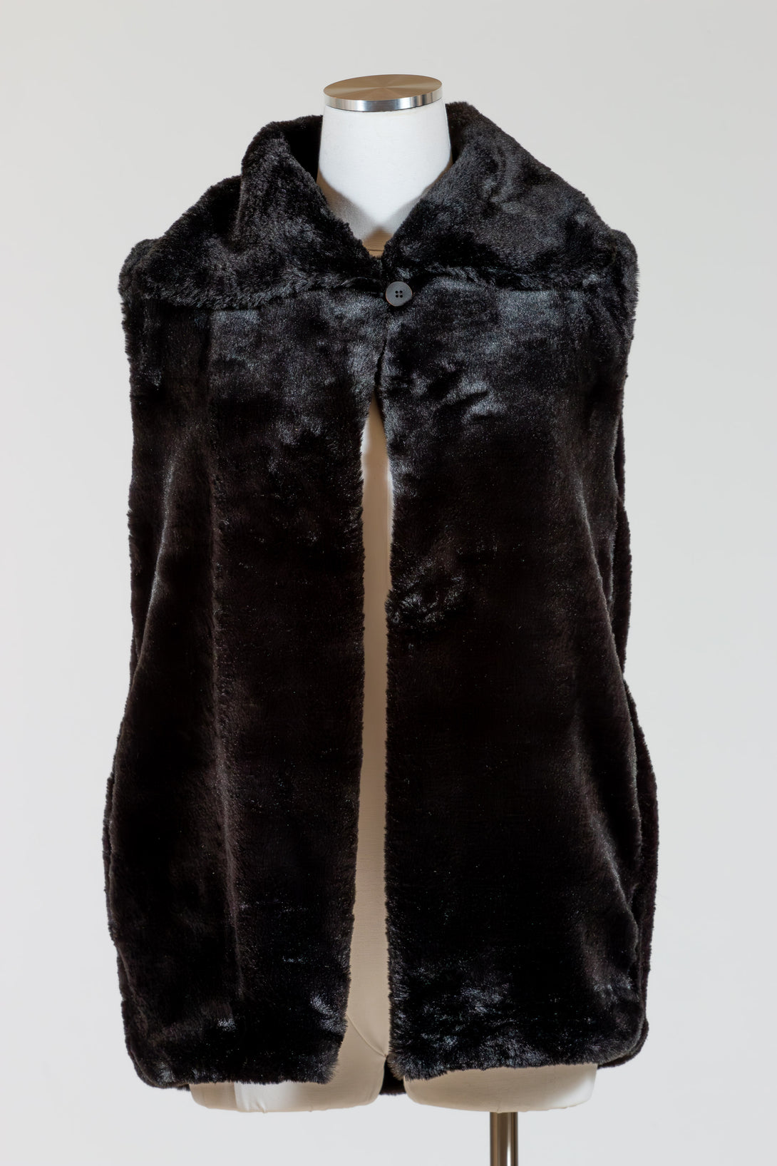 Capote-Talia-Vest-FauxFur-Black