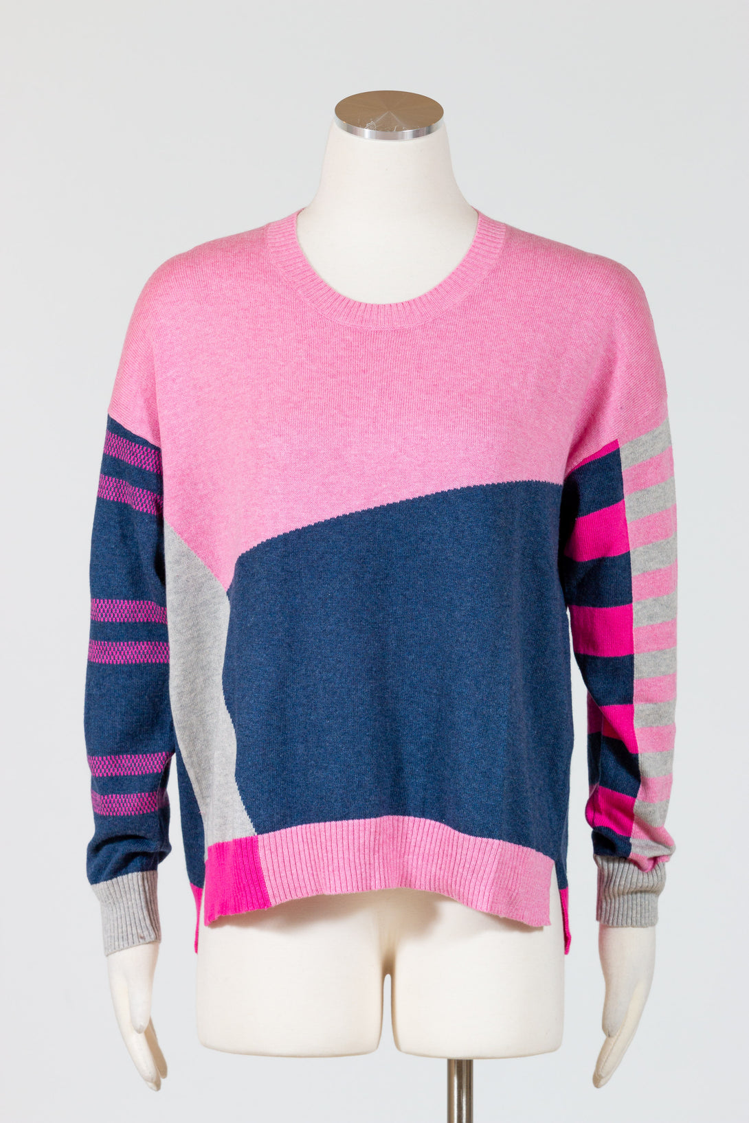 ZaketPlover-Eclectic-Intarsia-Sweater-Floss-Pink-Blue