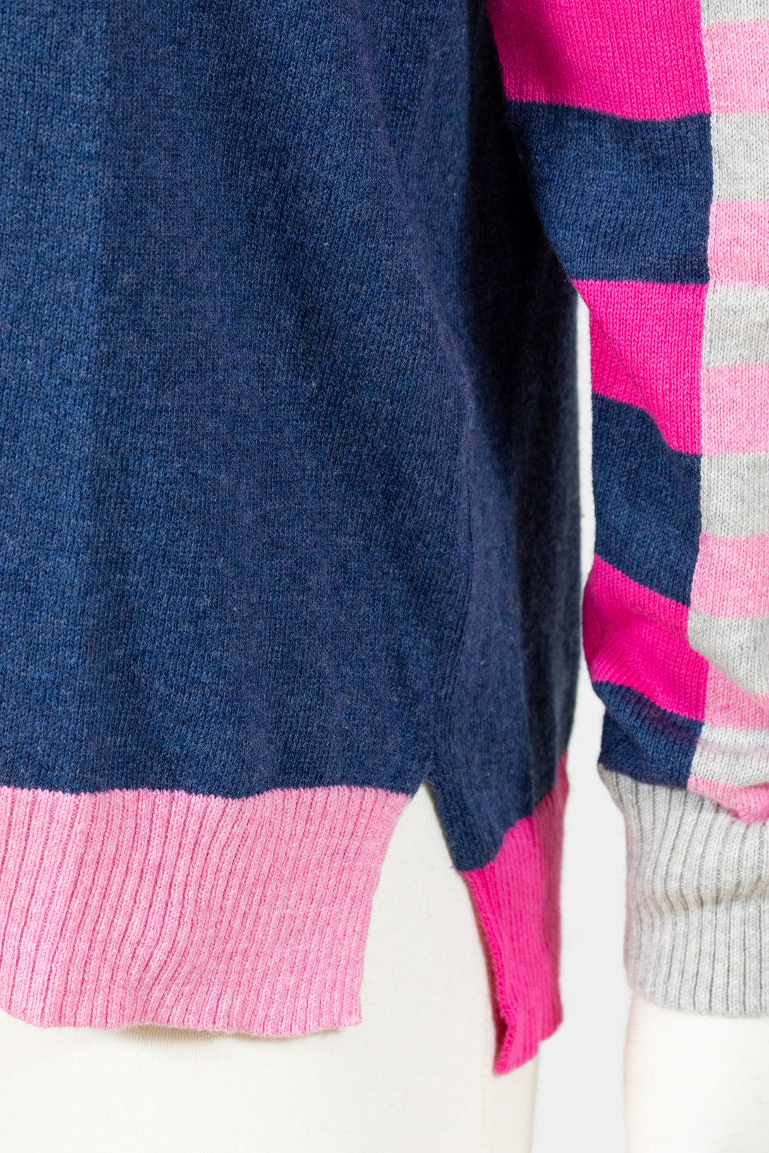 ZaketPlover-Eclectic-Intarsia-Sweater-Floss-Pink-Blue