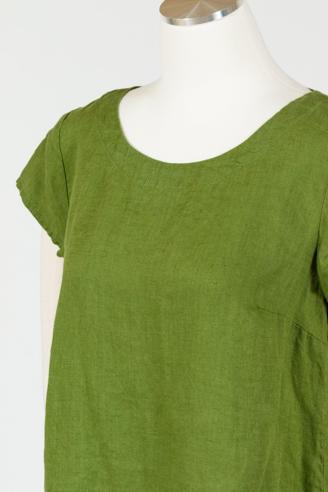 FLAX-Linen-Tuck-Back-Tee-Fern-Green