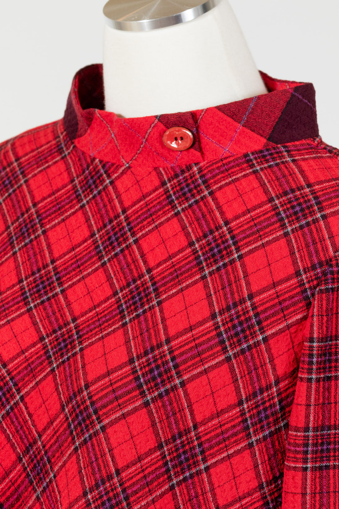 Habitat-Clothing-GirlGonePlaid-ButtonCuff-Top-Apple-Red-Plaid