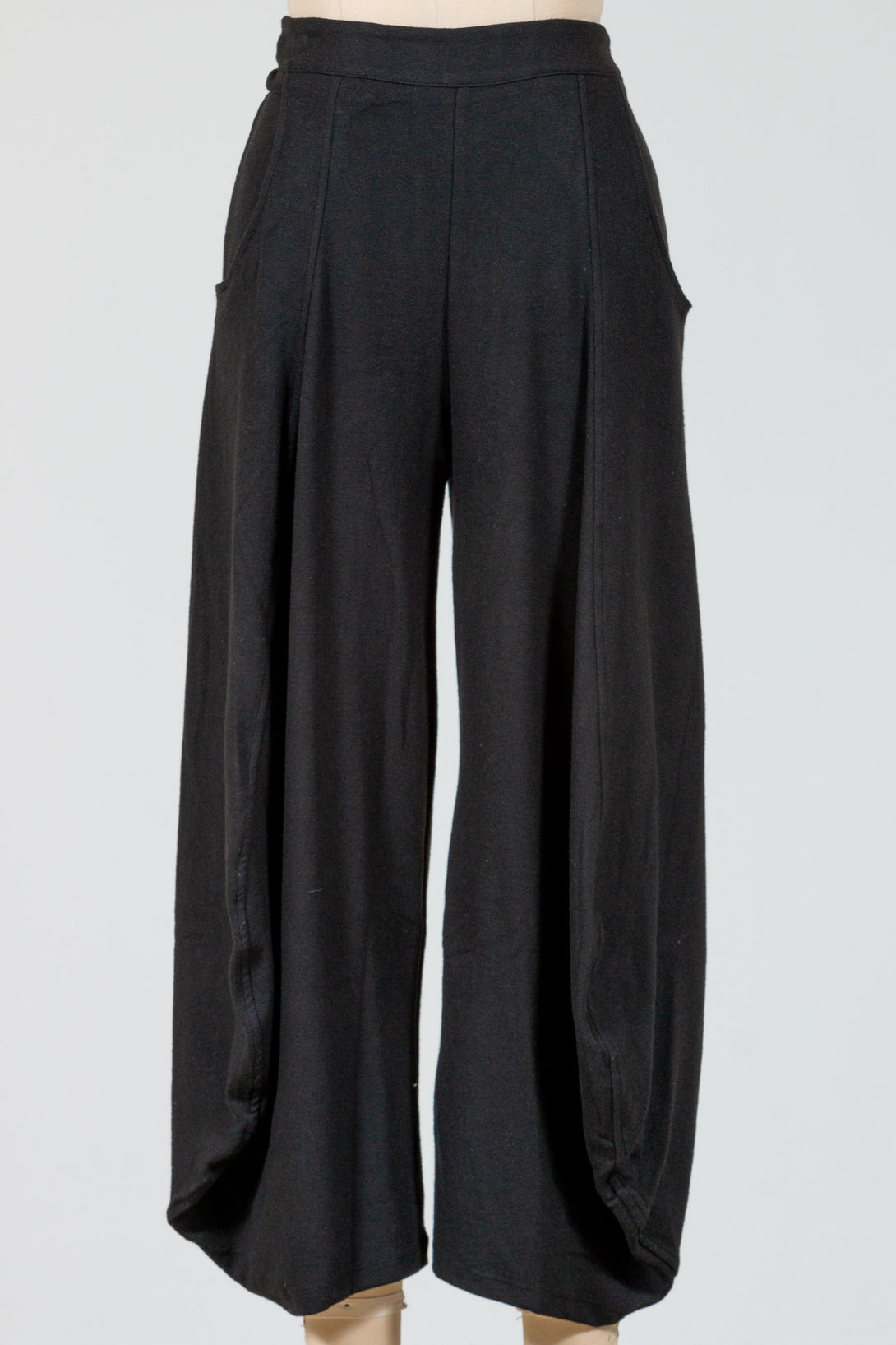 Kozan-Clothing-Jade-Pant-Obisidian-Black