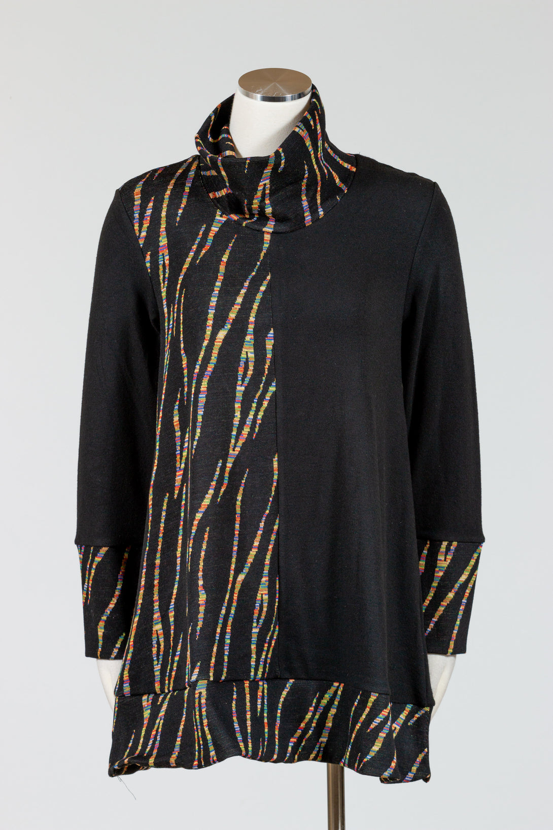 Kozan-Clothing-Sasha-Top-Cotton-Polyester-Spandex-Spectrum-Black-Pattern