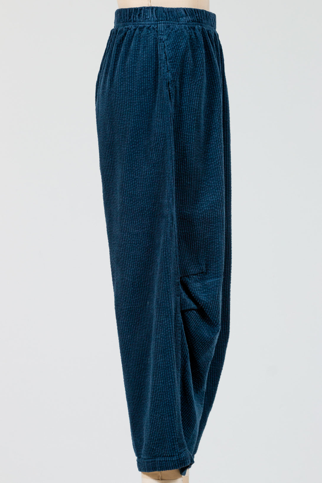 CutLoose-Clothing-DoubleTuck-Pant-Corduroy-Cotton-Night-Blue