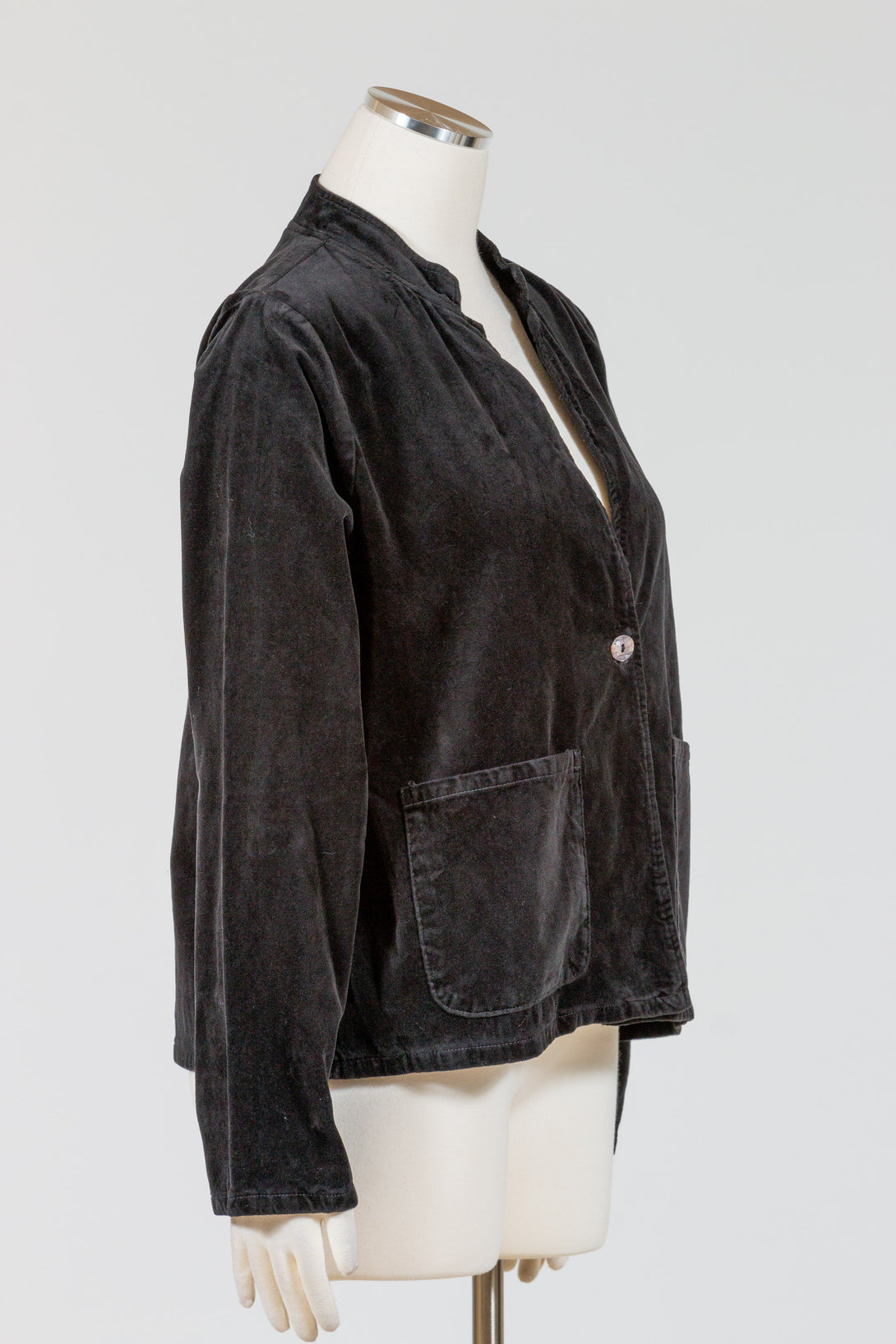 CutLoose-Womens-Clothing-Cropped-Jacket-Velvet-Black