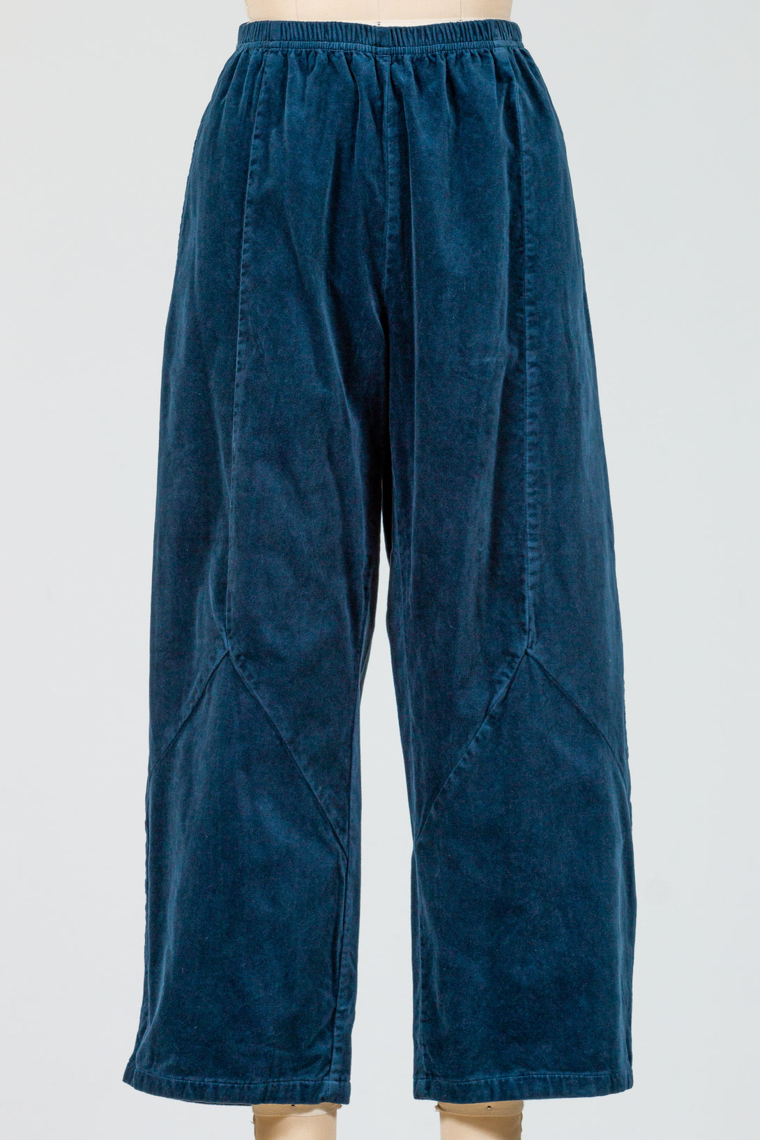 CutLoose-Womens-Clothing-Barrel-Cropped-Casual-Pant-Velvet-Night-Blue