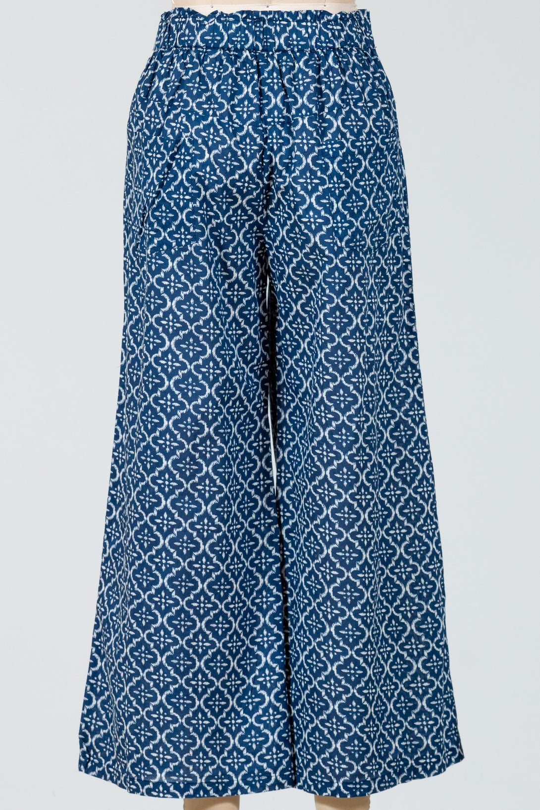 Tulip-Darla-Pant-Cotton-Printed-Cropped-WideLeg-Zipper-Button-Tile-Blue-Pattern