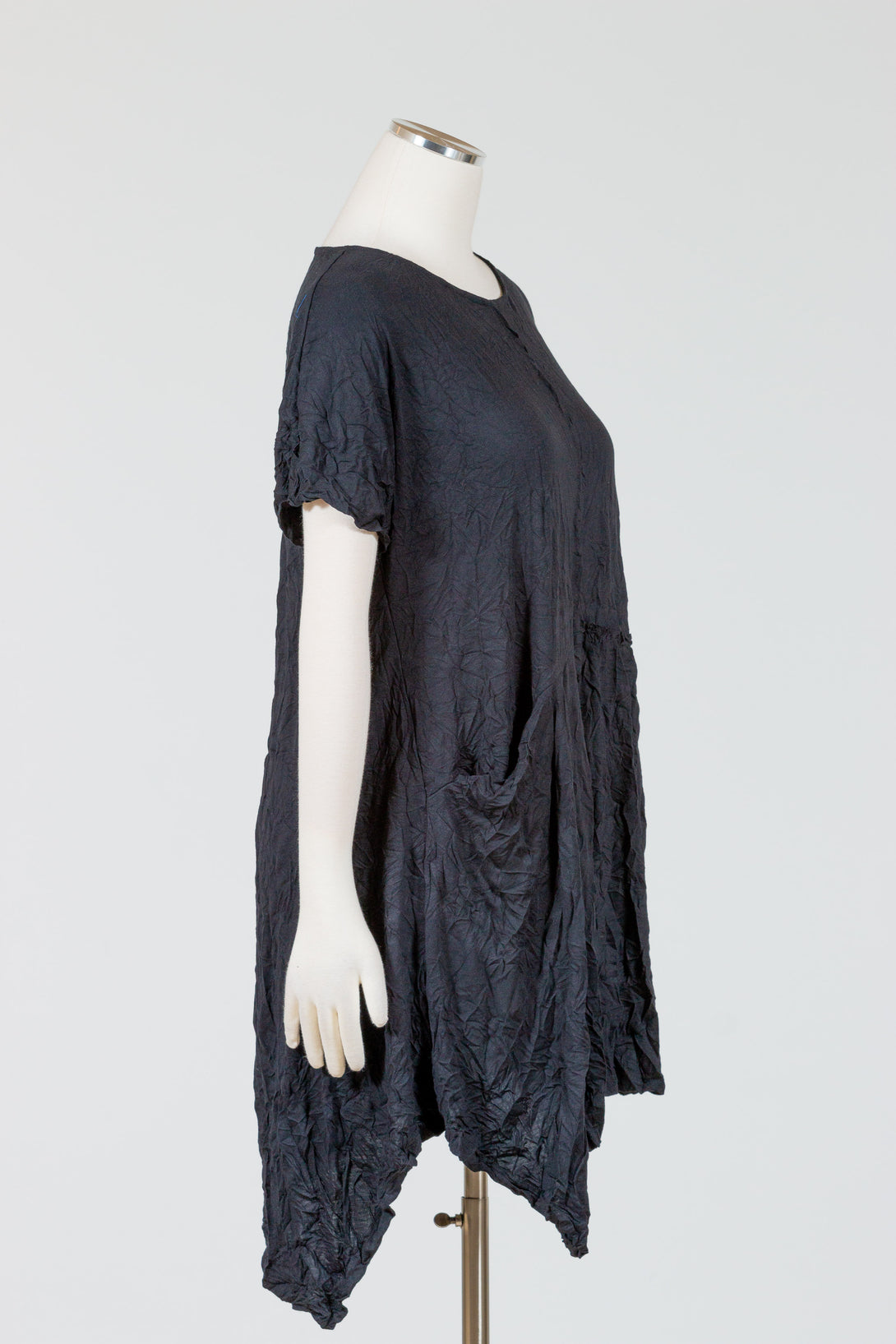 Chalet-Womens-Clothing-Dolly-Tunic-Top-Shirt-Bamboo-Crinkle-Black-