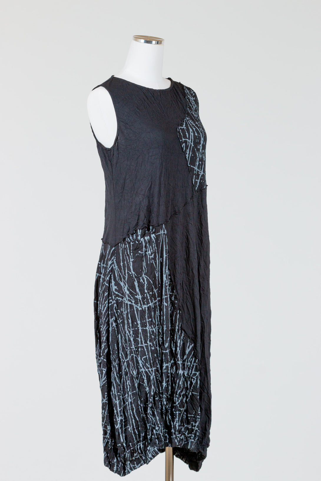 Chalet-Womens-Clothing-Jillian-Dress-Sleeveless-Bamboo-Print-Black