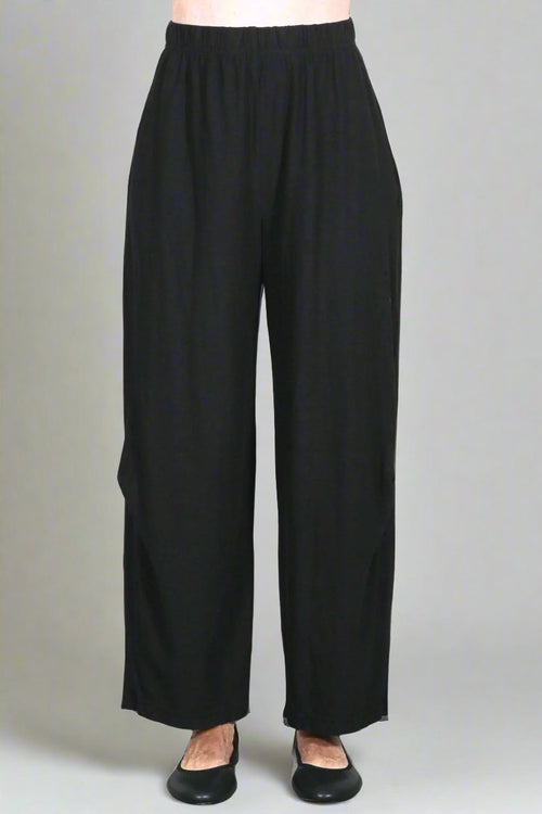 Tuck Pant with Pockets