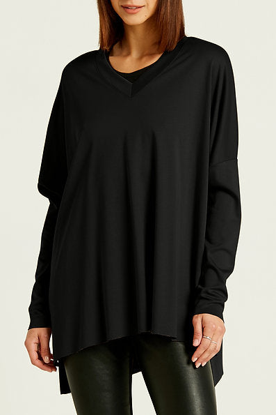 PLANET by Lauren G's Ultimate V Tee black 