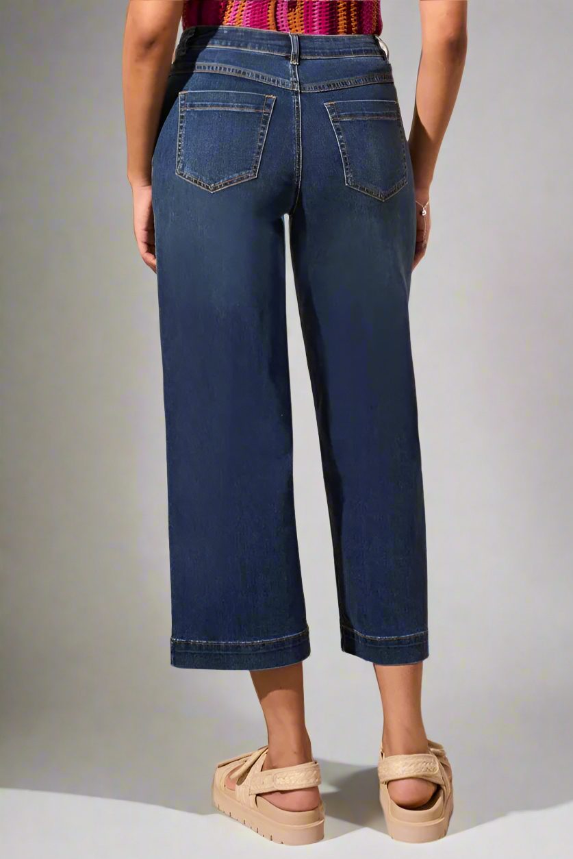 Audrey Pull on Flare Jean