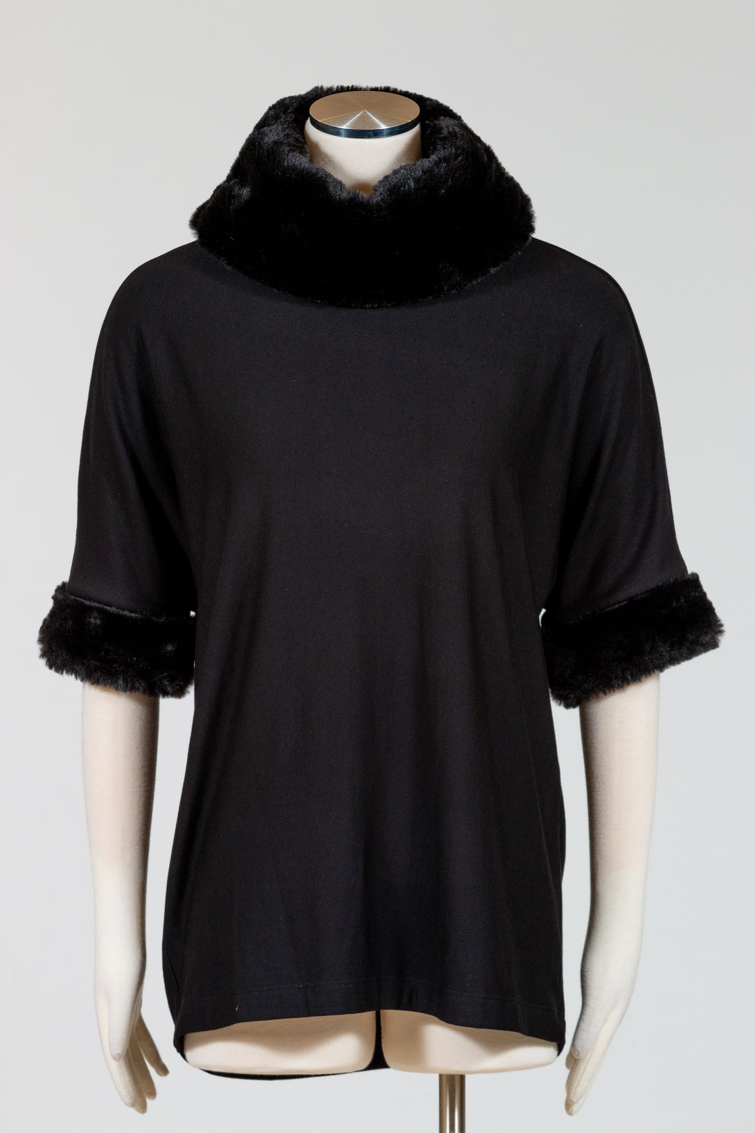 Capote-Scarlett-CowlNeck-Tunic-Fur-Black